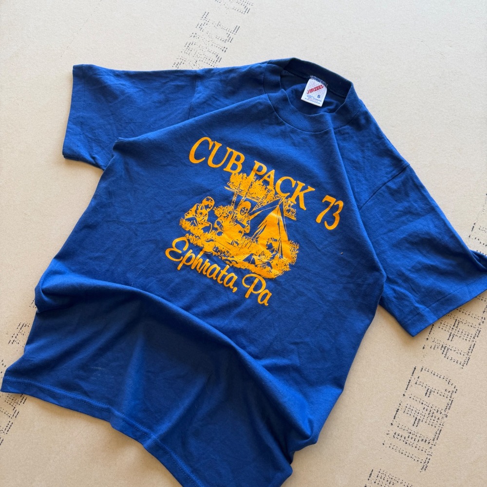 Vintage‎ 90s Jerzees Cub Pack T-shirt